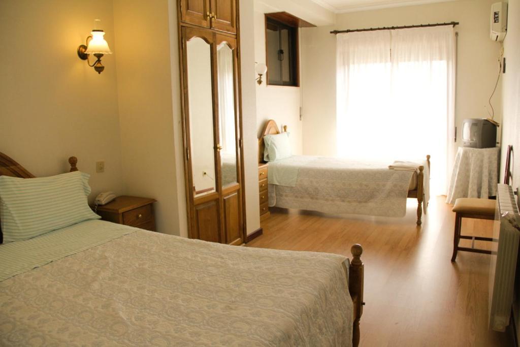 Sao Neutel Hotel Chaves Bilik gambar